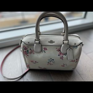 [SOLD]   Coach Cross Body Satchel Bag
